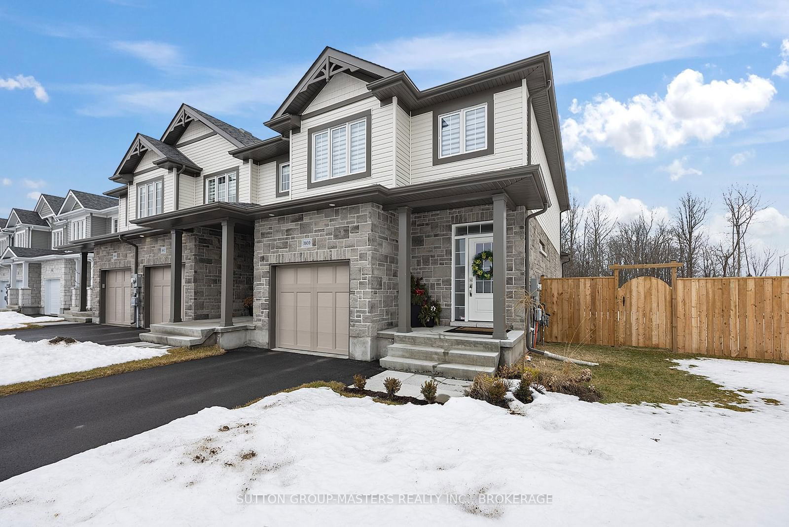 Townhouse for sale at 1600 Tenley Drive, Kingston, City Northwest, K7P 0S3 - MLS: X11988904