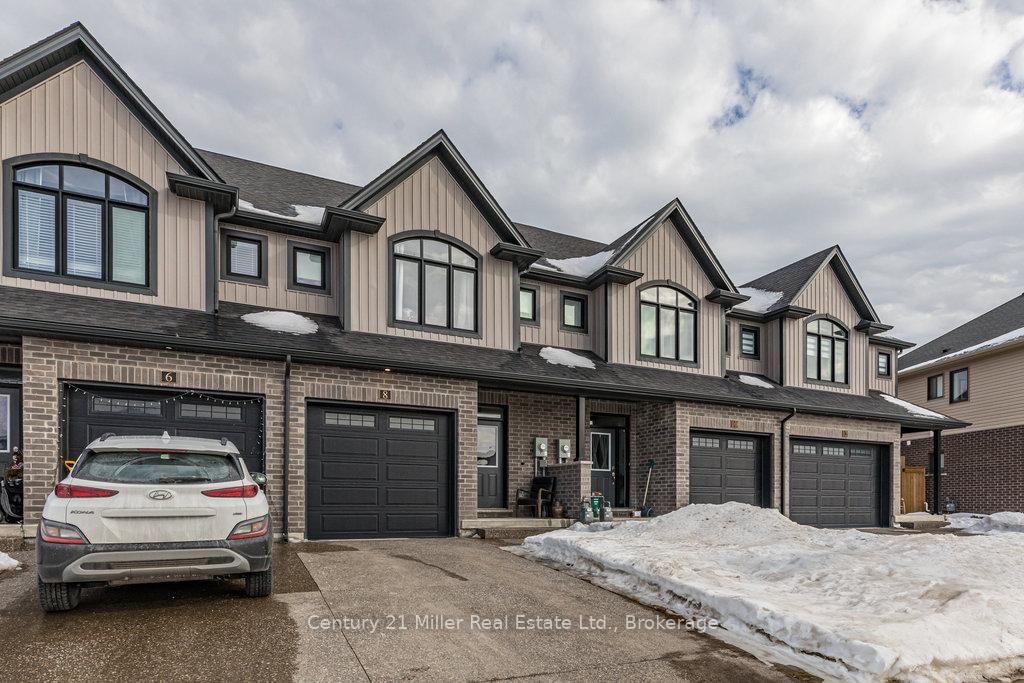 Townhouse for sale at 8 Spring Crest Way, Thorold, 560 - Rolling Meadows, L2V 0J8 - MLS: X11989133