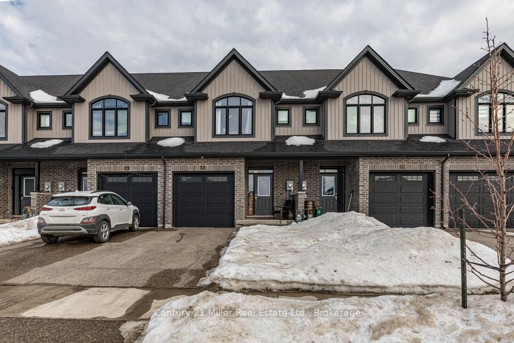 Townhouse for sale at 8 Spring Crest Way, Thorold, 560 - Rolling Meadows, L2V 0J8 - MLS: X11989133