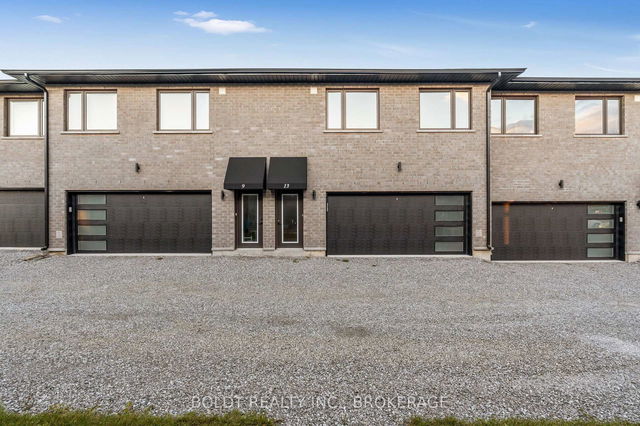 13 SUMMERSIDES Mews