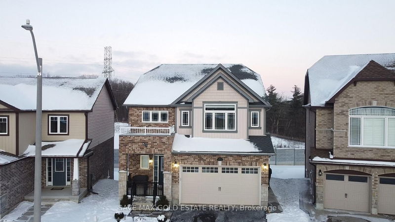 home for sale on 51 Newcastle Court