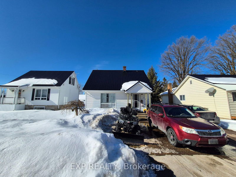 232 Tasse Ave, Renfrew -  image-0-0