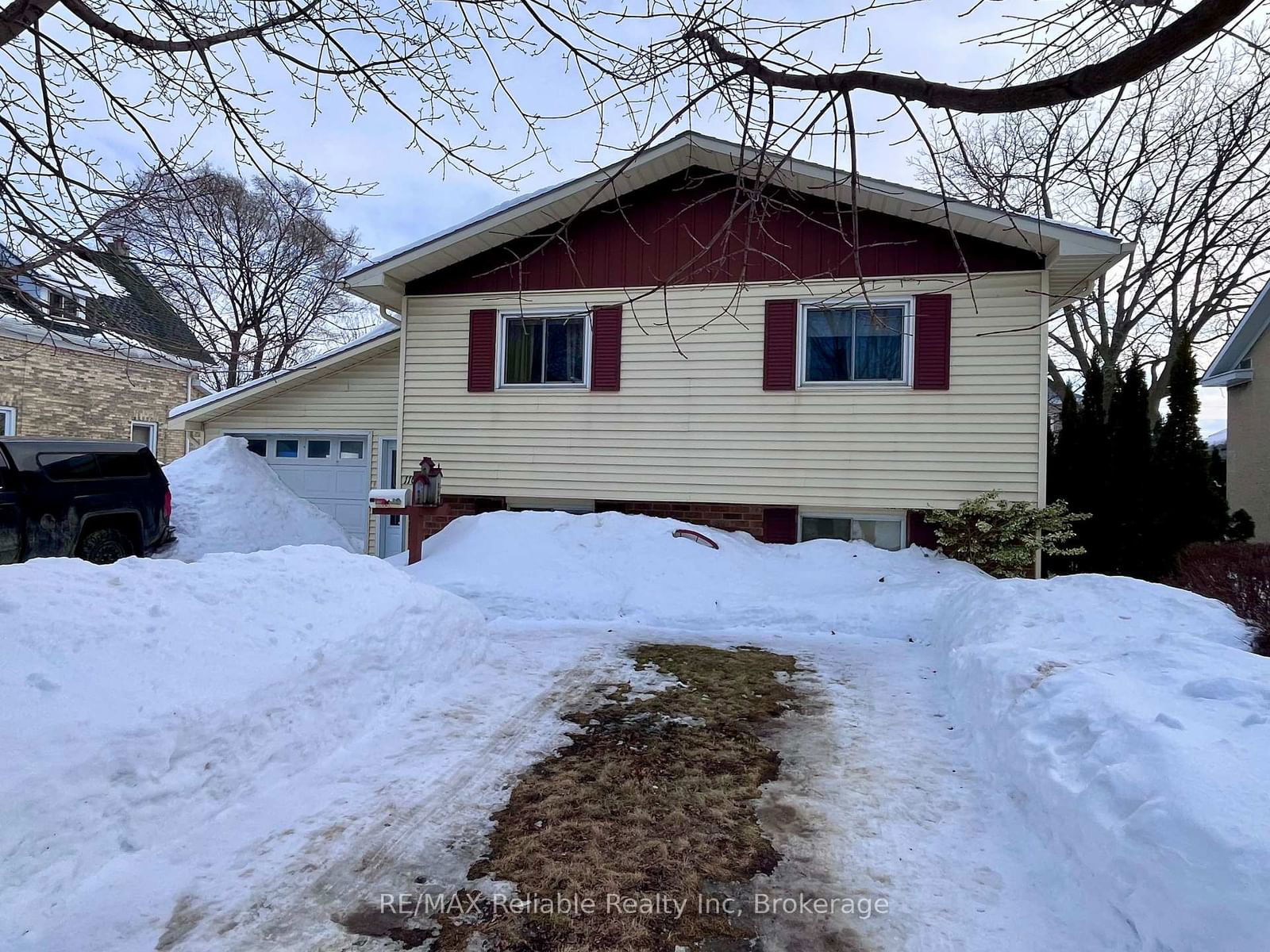 Detached House for sale at 110 Brock Street, Goderich, Goderich (Town), N7A 1R3 - MLS: X11990048