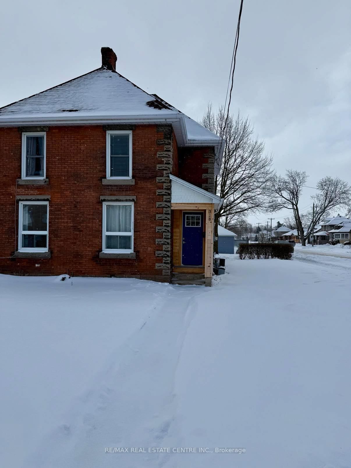 Semi-Detached House for sale at 318 Clarence Street, Port Colborne, L3K 3G8 - MLS: X11990442