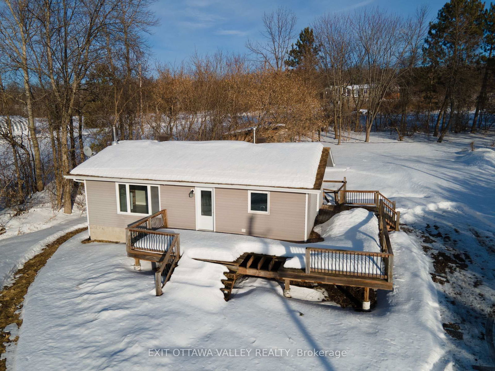 Detached House sold at 36740 Highway 41 High, North Algona Wilberforce, 561 - North Algona/Wilberforce Twp, K0J 1T0 - MLS: X11990507