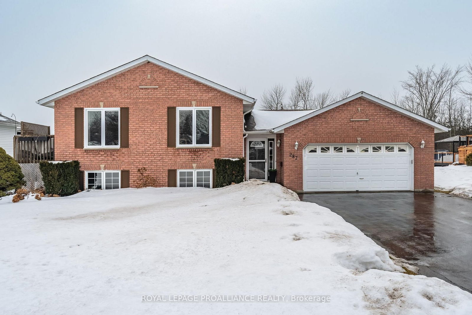 Detached House sold at 287 Montrose Road, Belleville, K8R 1A8 - MLS: X11990518