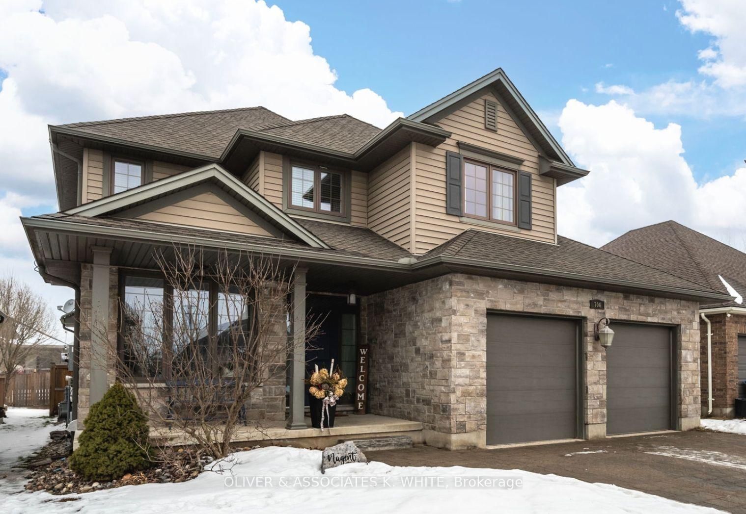 Building at 706 Bennett Crescent, Strathroy-Caradoc, Rural Strathroy Caradoc