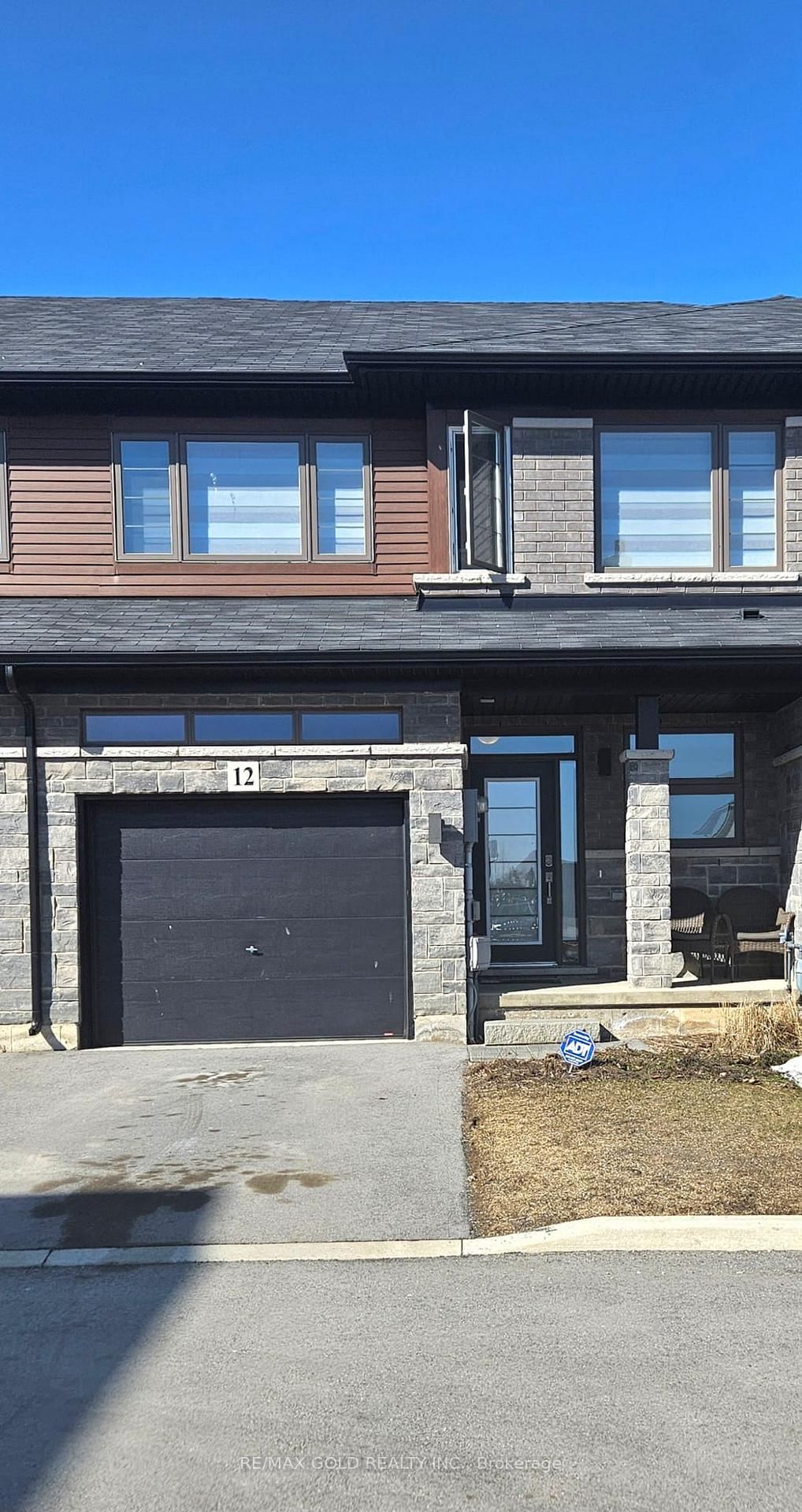 Townhouse leased at 12-5080 Connor Drive, Lincoln, Beamsville, L0R 1B7 - MLS: X11990808