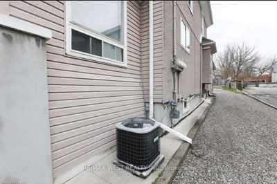 6175 Barker Street — photo 6