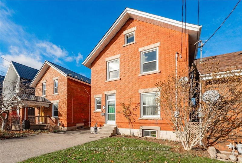 home for sale on 158 Ontario Street