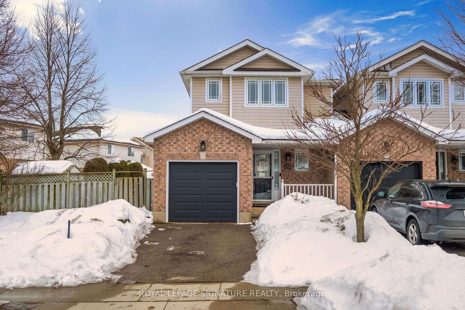 Townhouse for sale at 88 Jordan Drive, Cambridge, N3C 4E3 - MLS: X11990920