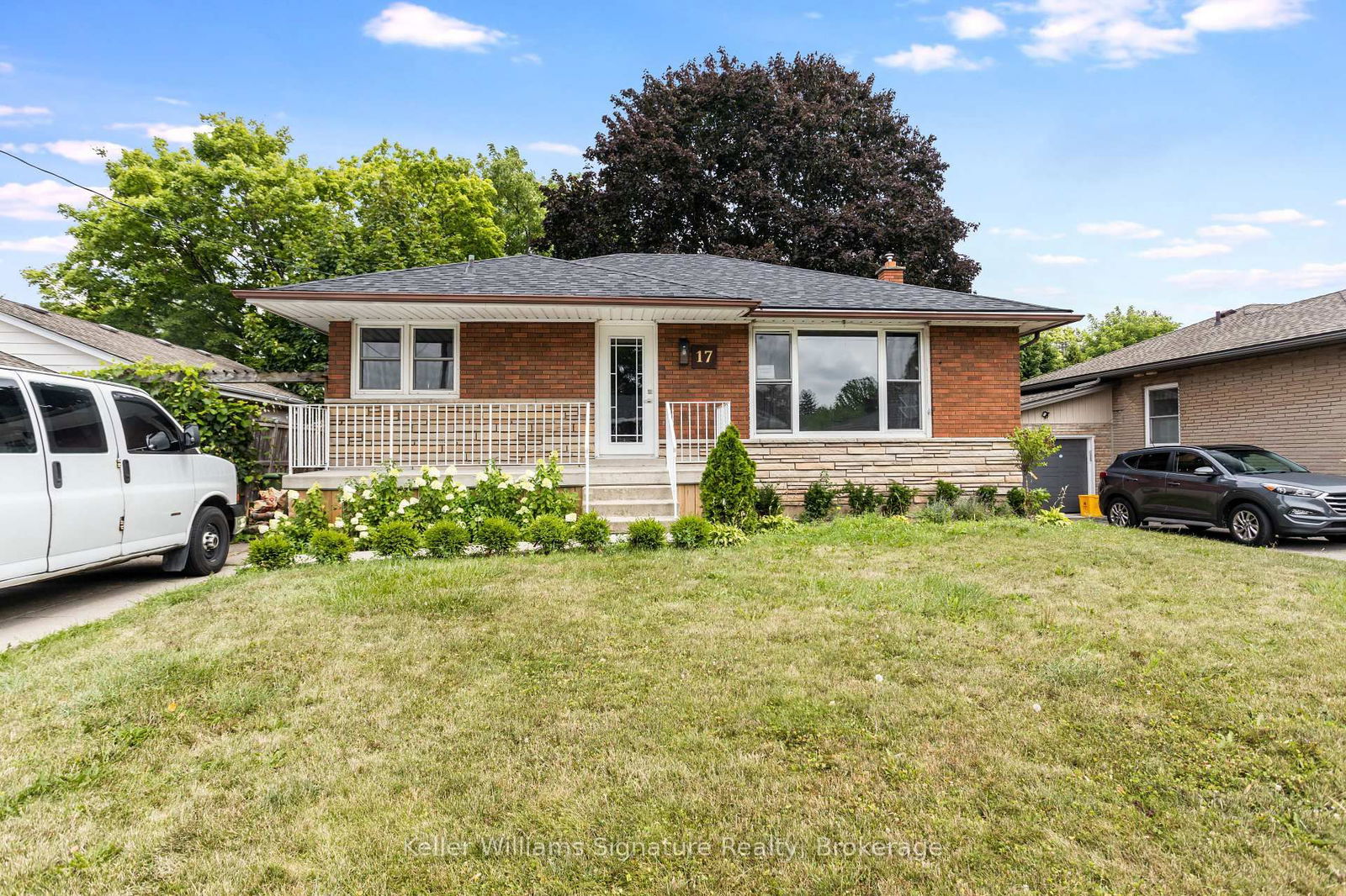 Detached House for lease at UPPER-17 West 21st Street, Hamilton, Westcliffe, L9C 4M3 - MLS: X11991415