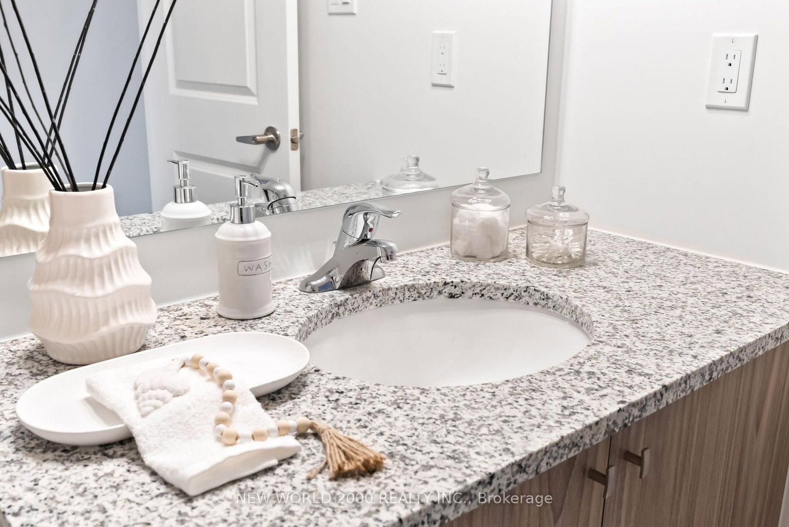 535 Trevor Street - Photo 31