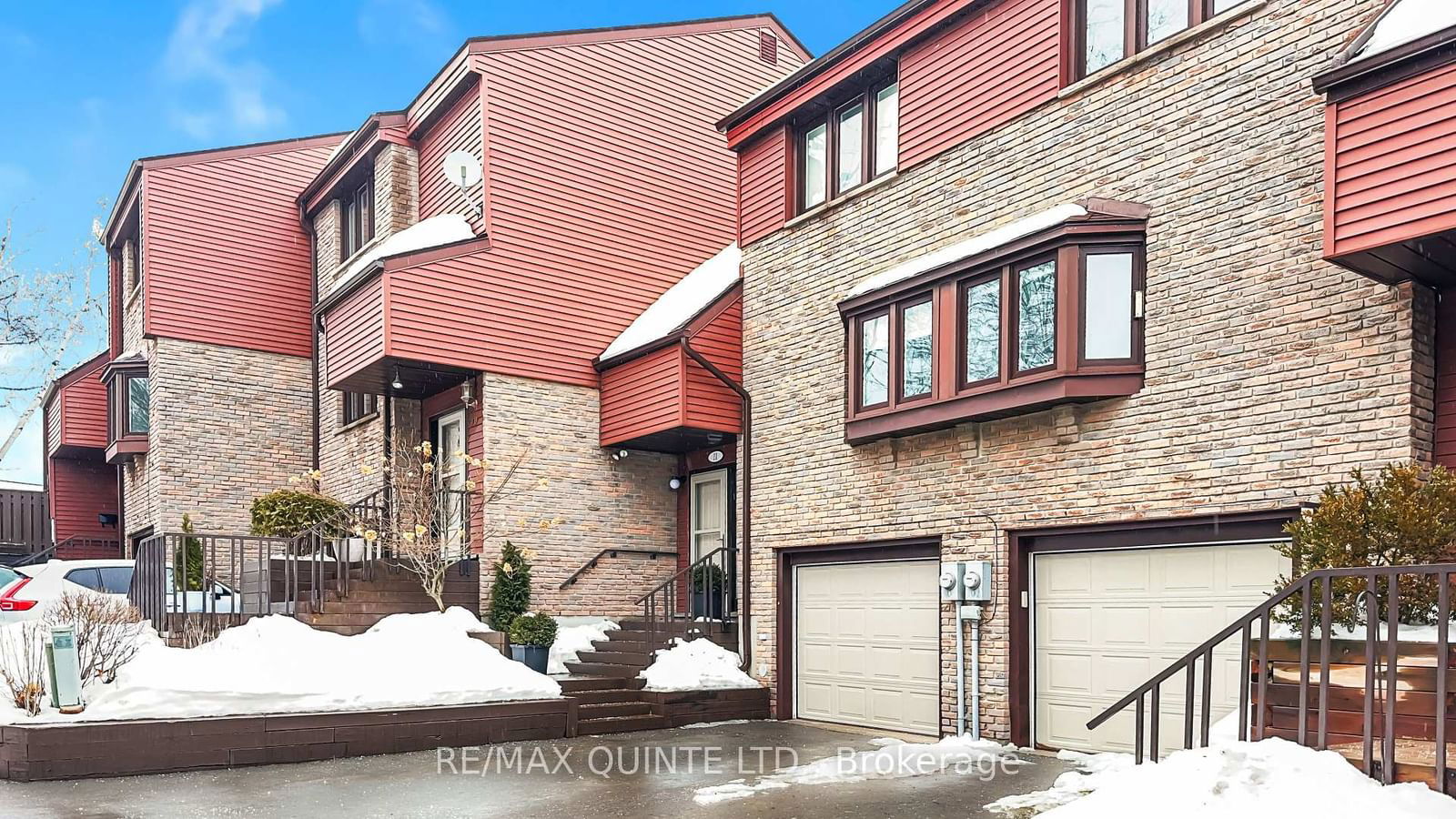 Townhouse for sale at 11-1798 Old Hwy 2, Quinte West, K8N 4Z2 - MLS: X11991751