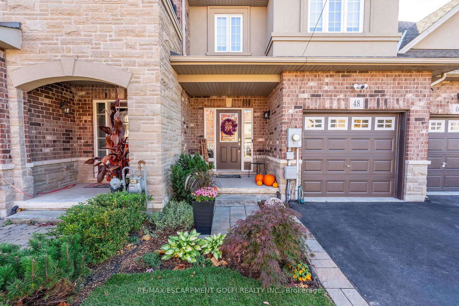 Townhouse sold at 48 Galileo Drive, Hamilton, Stoney Creek, L8E 0H1 - MLS: X11991884