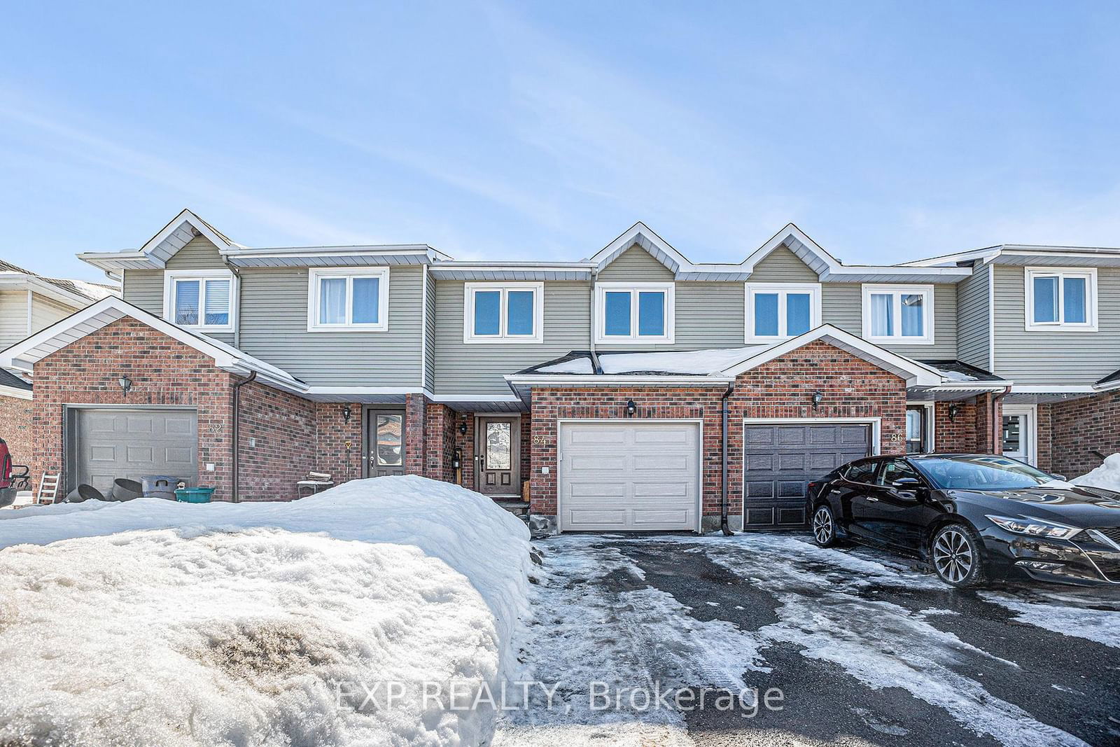 Townhouse for sale at 84 Woodford Way, Barrhaven, 7706 - Barrhaven - Longfields, K2J 4B5 - MLS: X11992059