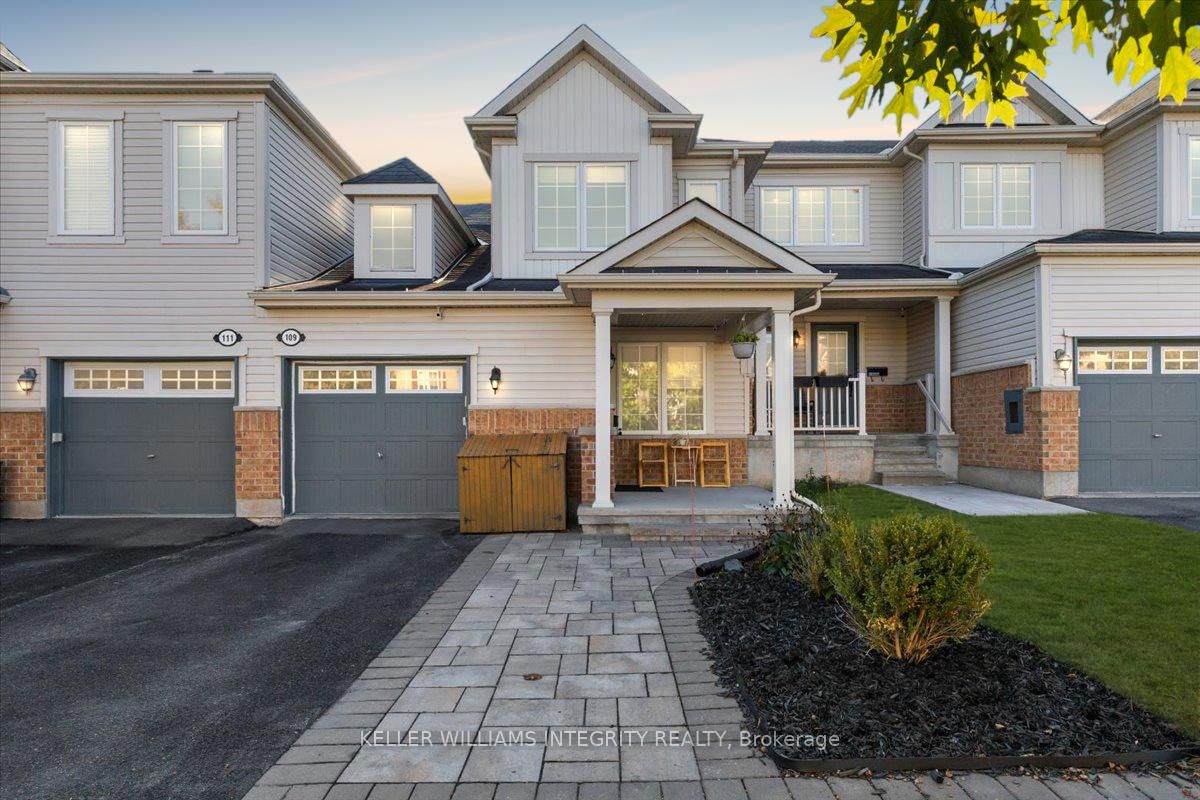 Townhouse for sale at 109 Par-La-Ville Circle, Stittsville, Stittsville (North), K2S 0M3 - MLS: X11992088