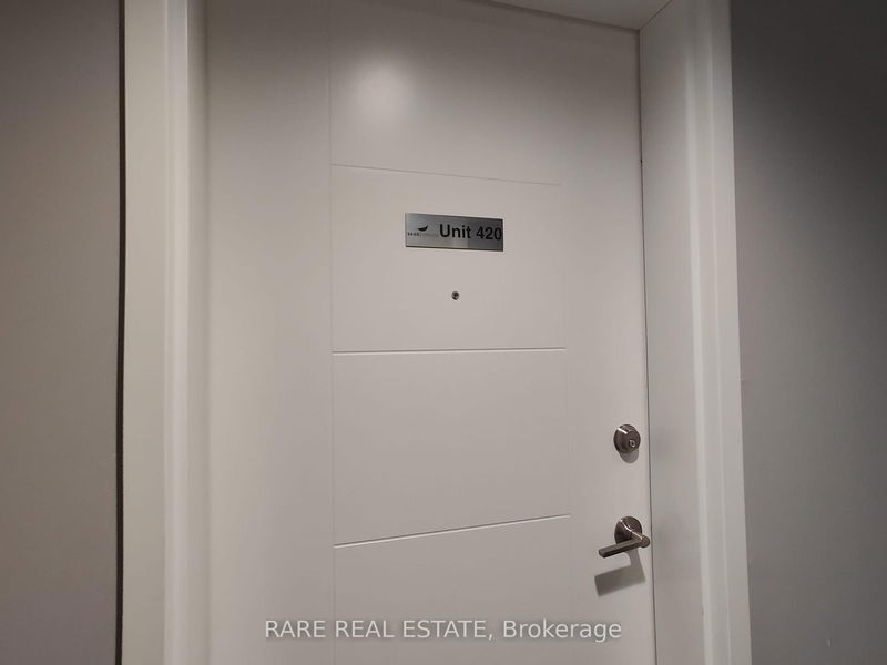 home for lease on 420-280 Lester Street