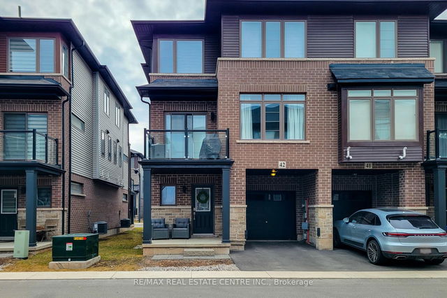 42 - 575 Woodward Avenue
