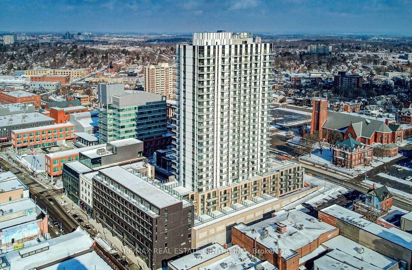 Condo for lease at 1304-55 Duke Street, Kitchener, N2H 0B7 - MLS: X11992581