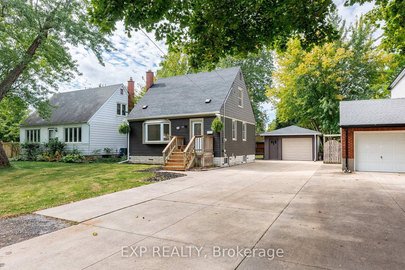 3047 SAINT PATRICK Ave, Niagara Falls, L2J 2M7 | Image 2