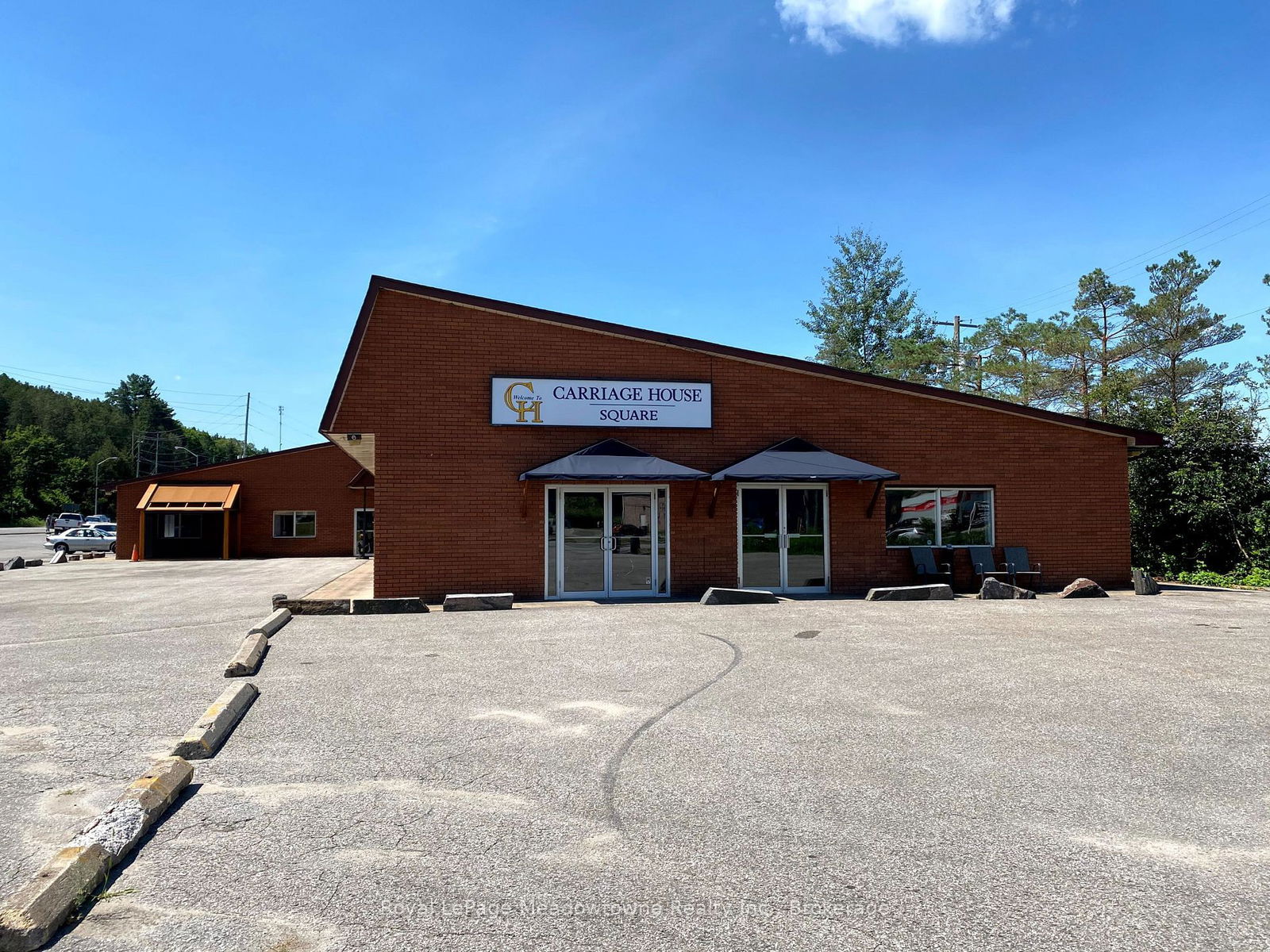 Building at 5 BOBCAYGEON Road, Minden Hills