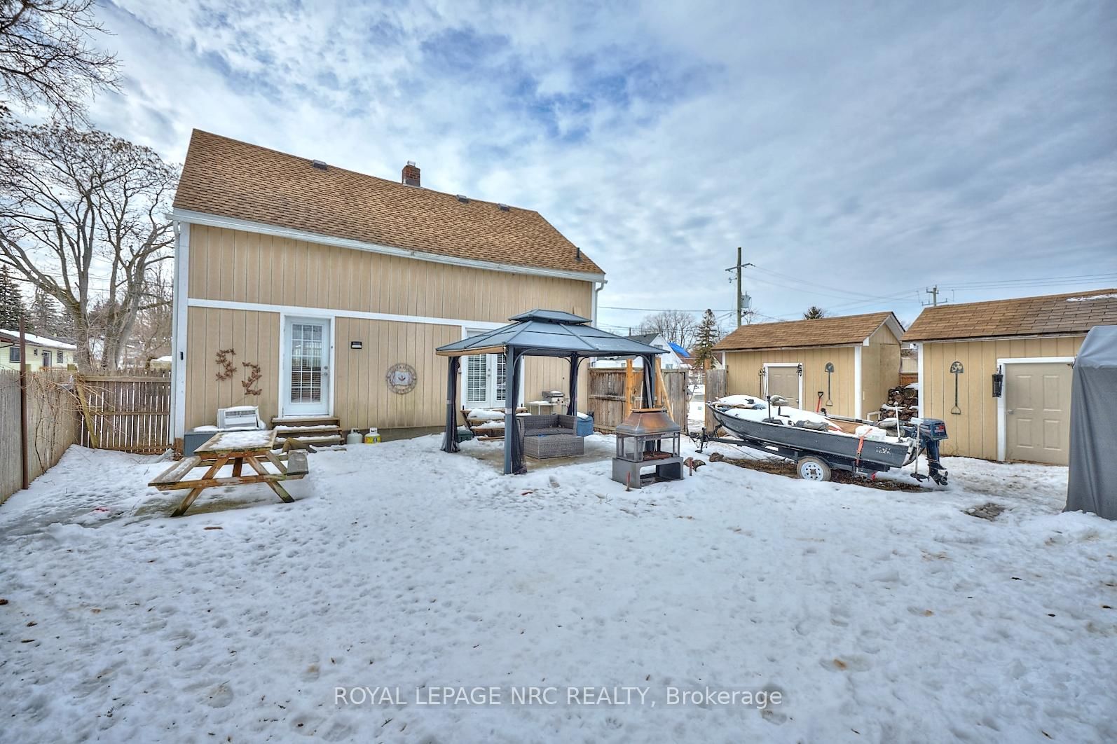 Listing Image 7