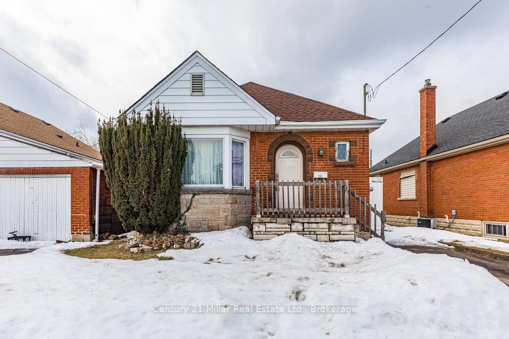 Detached House sold at 131 Harmony Avenue, Hamilton, Homeside, L8H 4Y2 - MLS: X11993090