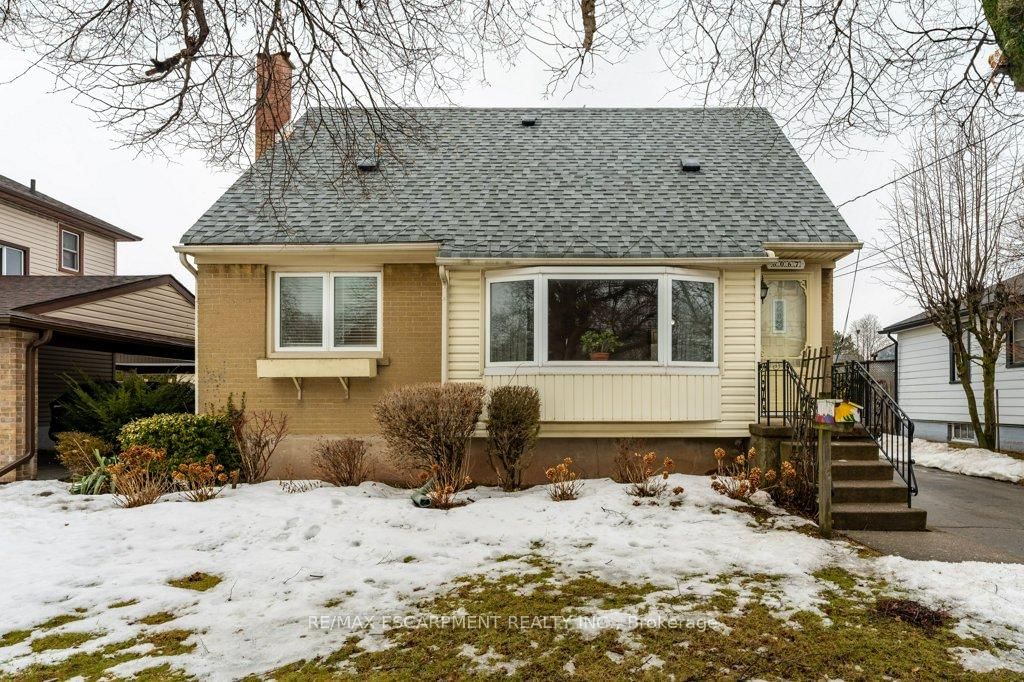 Detached House for sale at 6067 Blamonte Pkwy, Niagara Falls, 206 - Stamford, L2E 1Y8 - MLS: X11993272