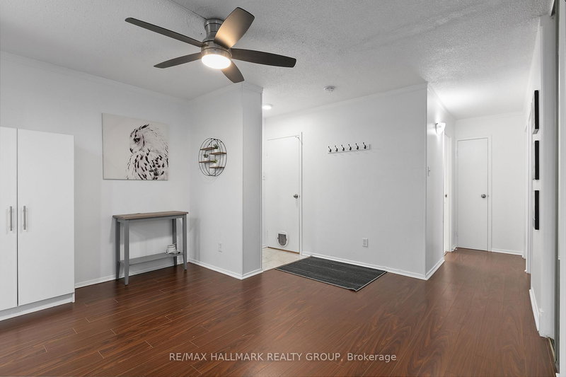 308 - 900 Dynes Rd, Ottawa, K2C 3L6 | Image 3