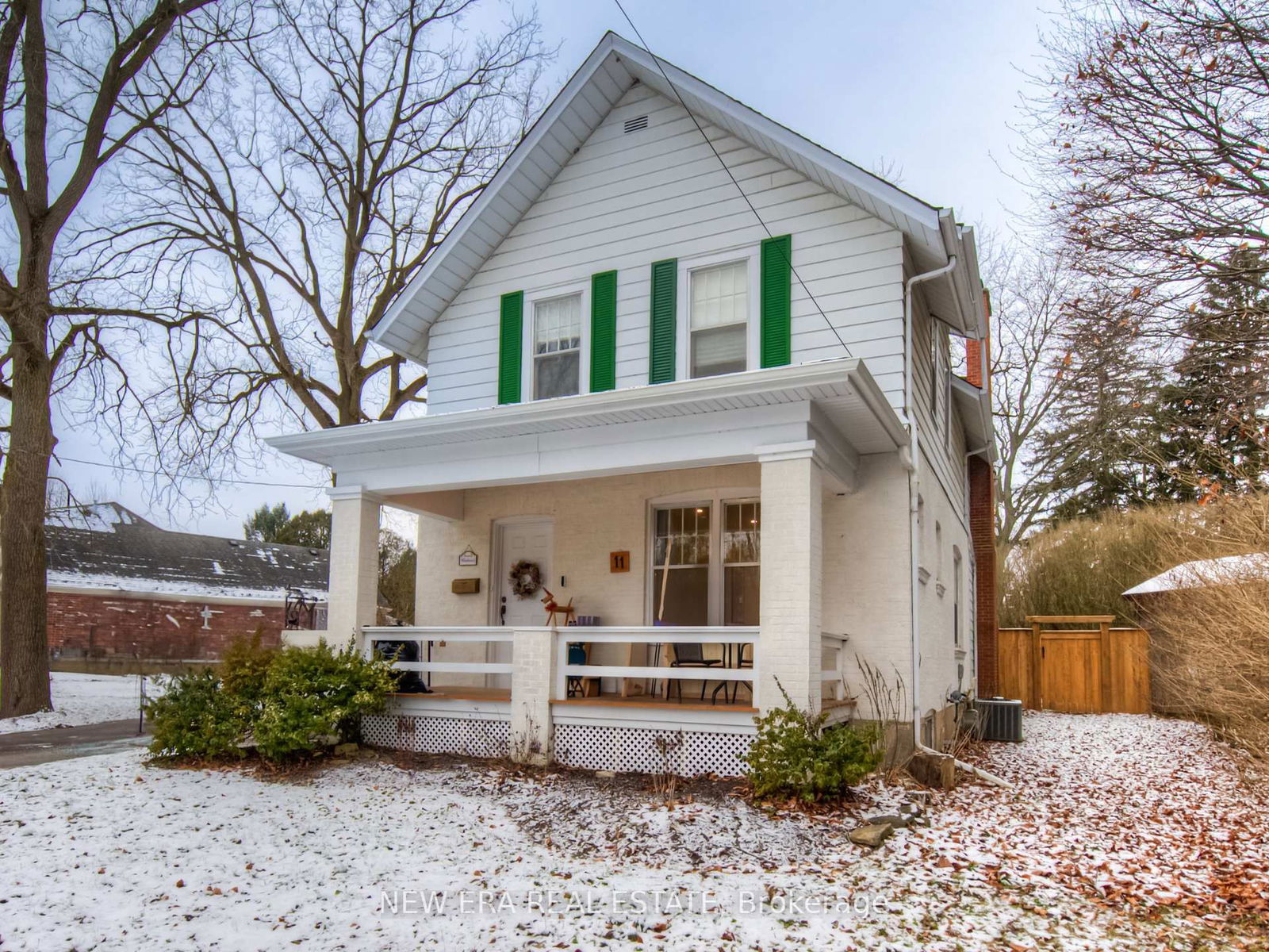 Detached House sold at 11 Tutela Heights Road, Brantford, N3T 1A2 - MLS: X11993373