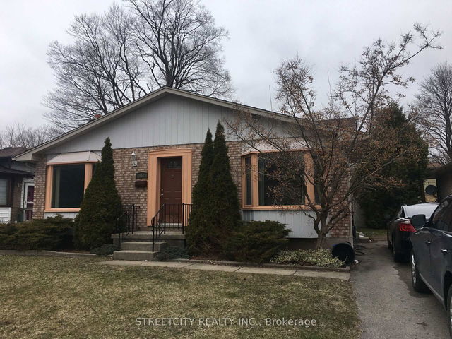 452 Castlegrove Boulevard