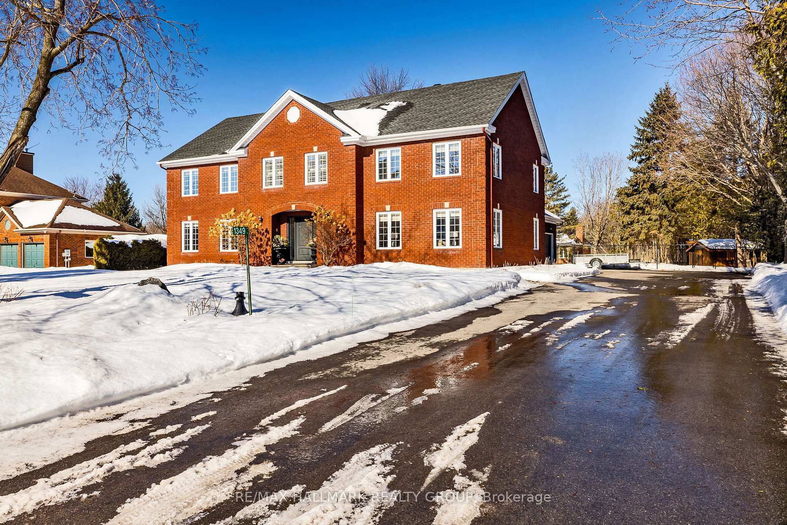 Detached House for sale at 1349 Revell Drive, Manotick - Kars - Rideau Twp and Area, 8002 - Manotick Village & Manotick Estates, K4M 1K8 - MLS: X11993495