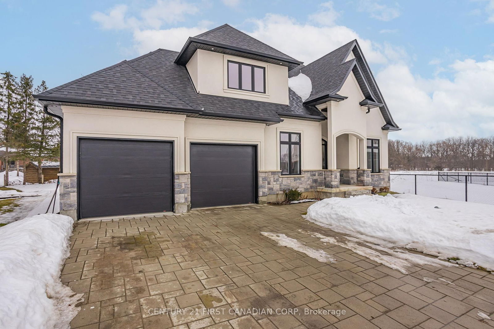 Detached House for sale at 105 Aspen Circle, Thames Centre, Thorndale, N0M 2P0 - MLS: X11993656