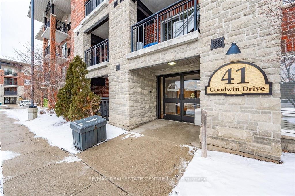 Condo for sale at 202-41 Goodwin Drive, Guelph, Pine Ridge, N1L 0E7 - MLS: X11993758