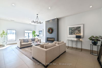 Unit 1011 — 240 Villagewalk Blvd, London North - North R image-0-3