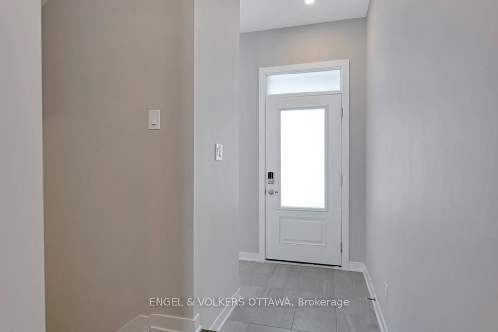 Townhouse leased at 680 Expansion Road, Barrhaven, 7711 - Barrhaven - Half Moon Bay, K2J 7G4 - MLS: X11993940