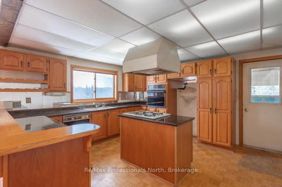 3204 Gelert Rd, Minden Hills - Snowdon image-0-3