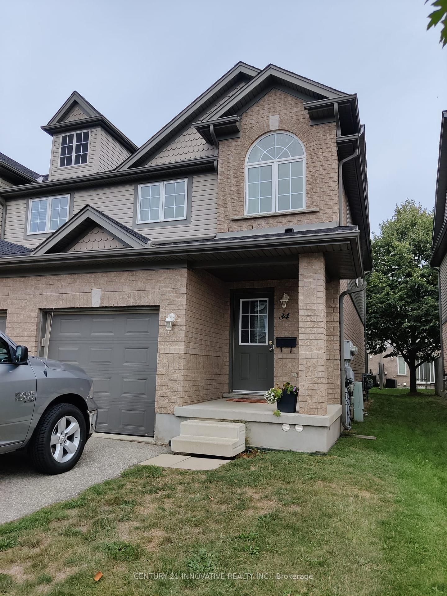 Townhouse for sale at 34 Revell Drive, Guelph, Hanlon Industrial, N1G 0B8 - MLS: X11994285