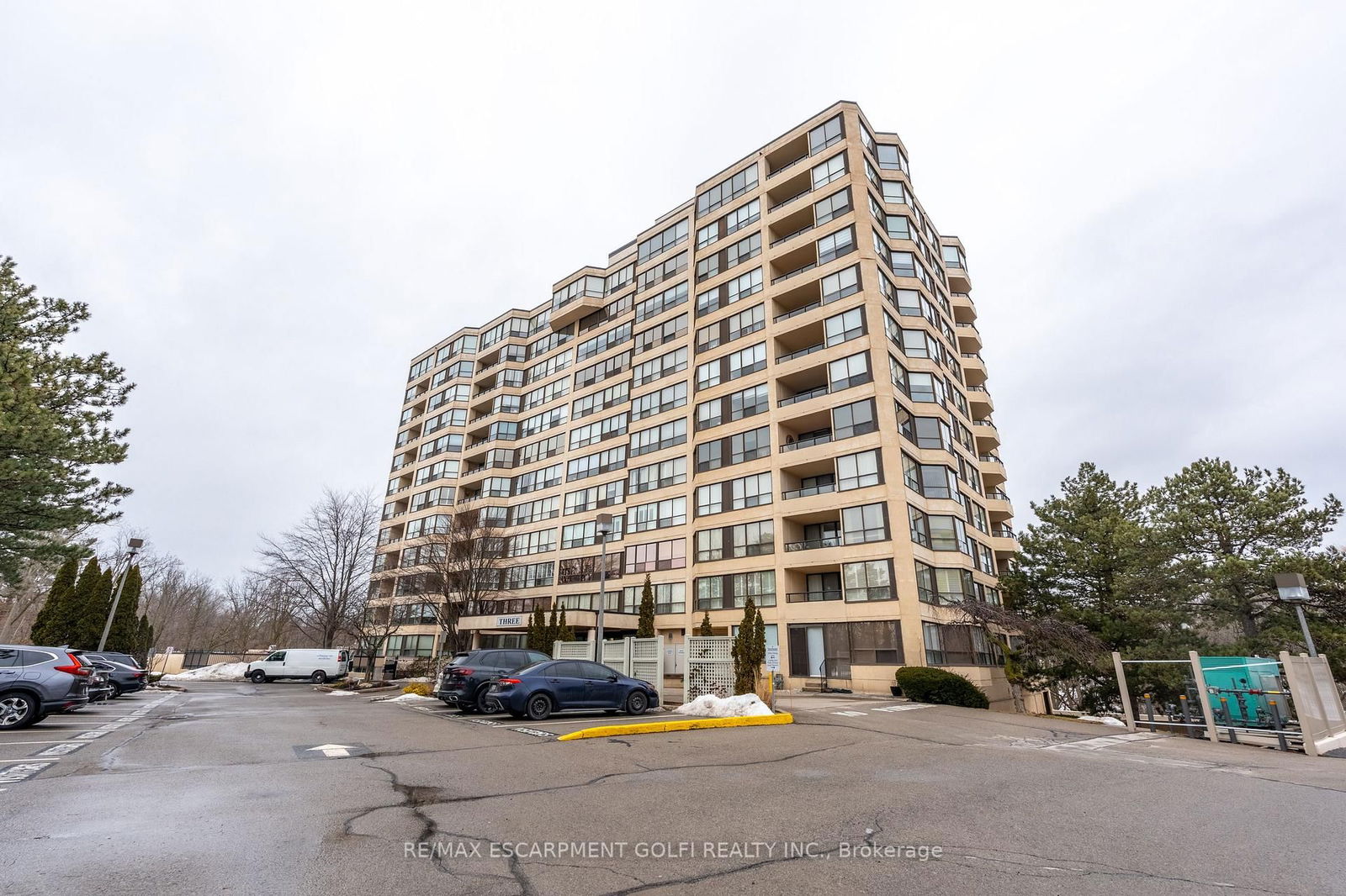 Condo for sale at 605-3 TOWERING HEIGHTS Boulevard, St. Catharines, L2T 4A4 - MLS: X11994330