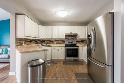 43 FLYNN Court — photo 6
