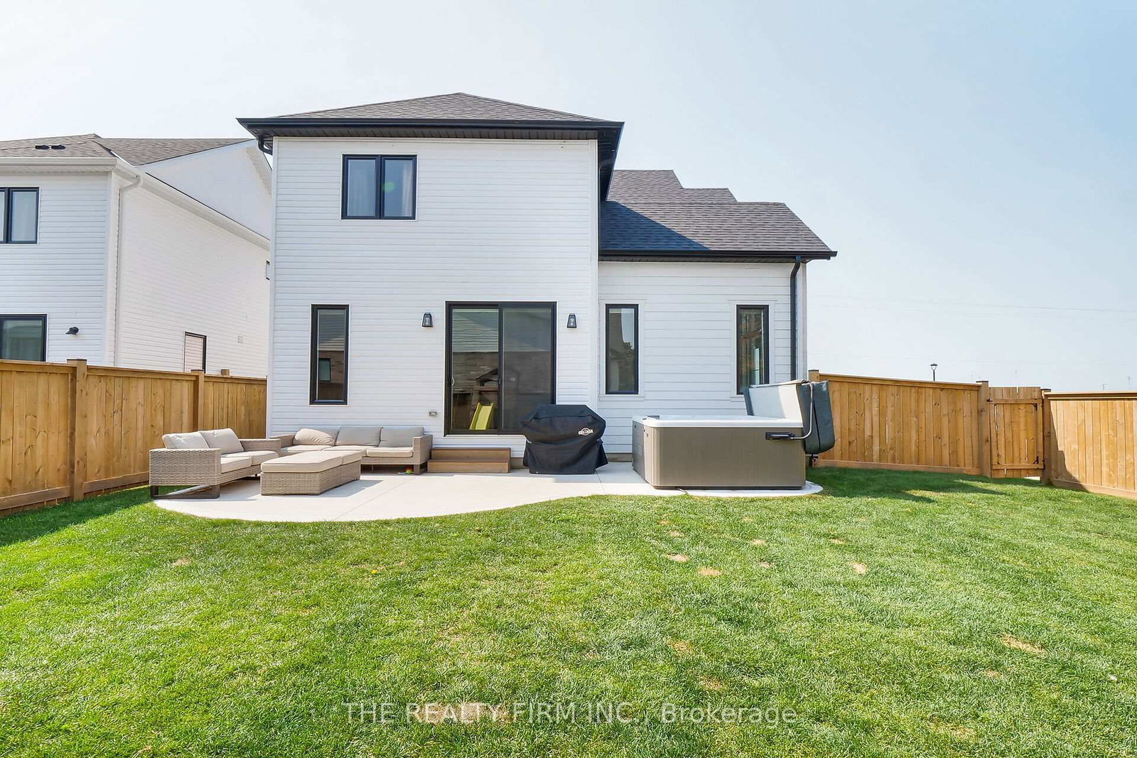 Listing Image 27