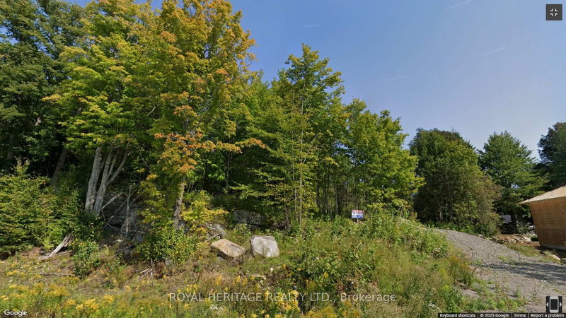 61 Marluc Ave, Minden Hills, K0M 2K0 | Image 2