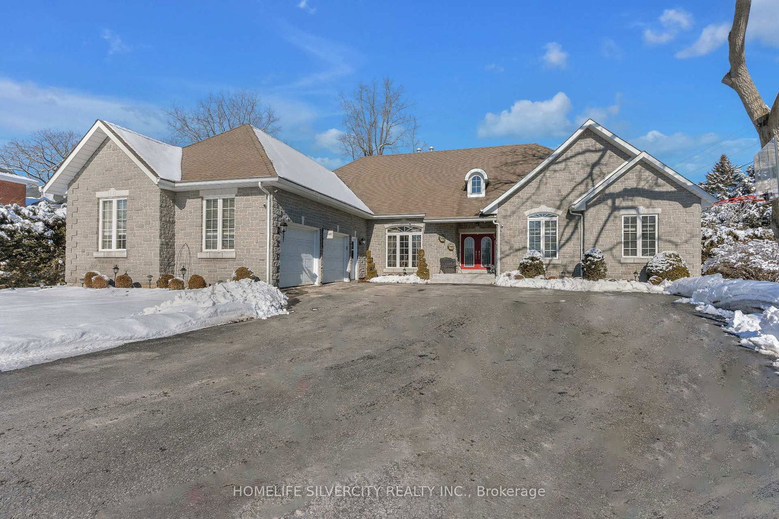 Detached House for sale at 782 Front Road, Kingston, City SouthWest, K7M 4L9 - MLS: X11994721