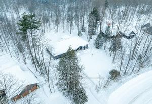 1068 Xavier St, Gravenhurst - Wood (Gravenhurst) image-0-3