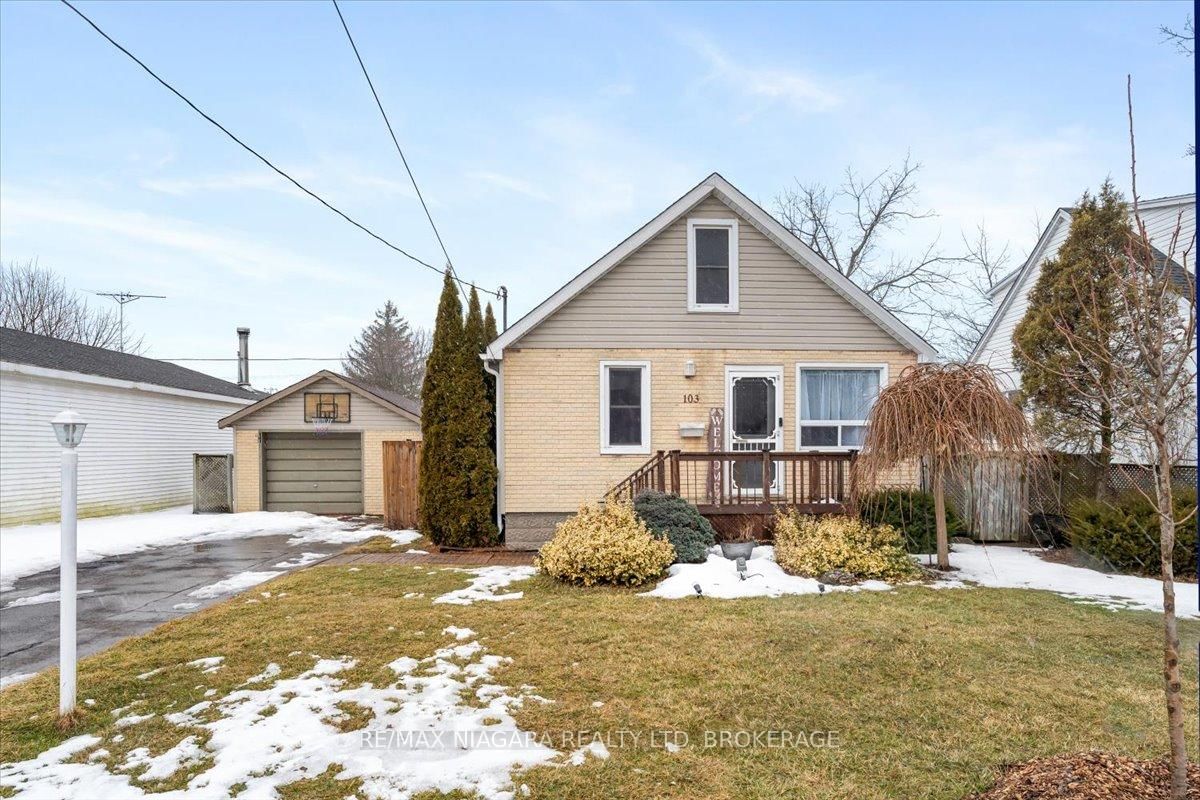 Detached House for sale at 103 Knoll Street, Port Colborne, Main Street, L3K 5A8 - MLS: X11995198