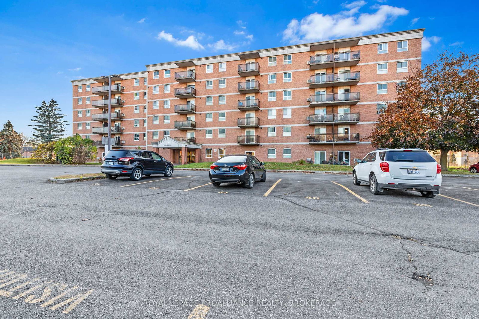 Condo for sale at 209-745 Davis Drive, Kingston, East Gardiners Rd, K7M 8J4 - MLS: X11995204