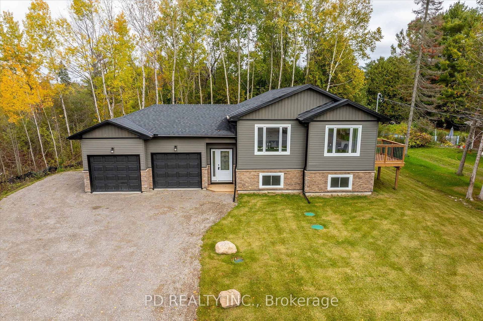 Detached House for sale at 644 Skyline Road, Smith-Ennismore-Lakefield, Rural Smith-Ennismore-Lakefield, K0L 1T0 - MLS: X11995286