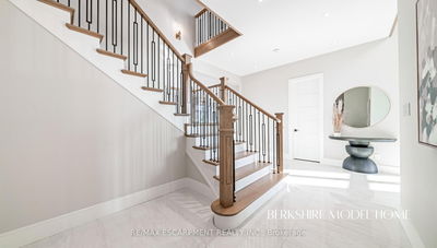 33 WORKMAN Cres, Blandford-Blenheim - Rural Blandford-Blenheim image-0-4