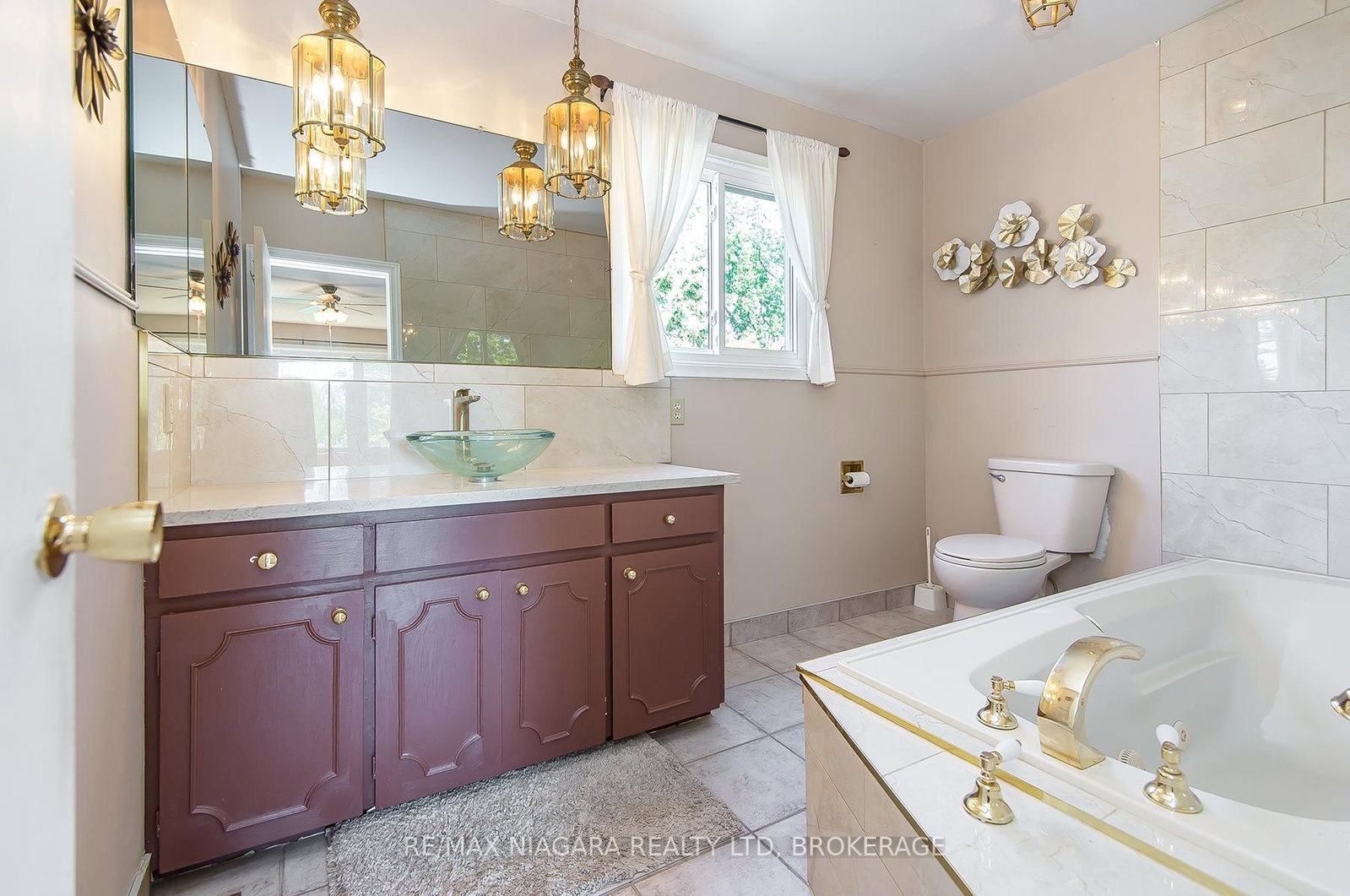 140 LAKESHORE Road • Fort Erie, ON photo 48